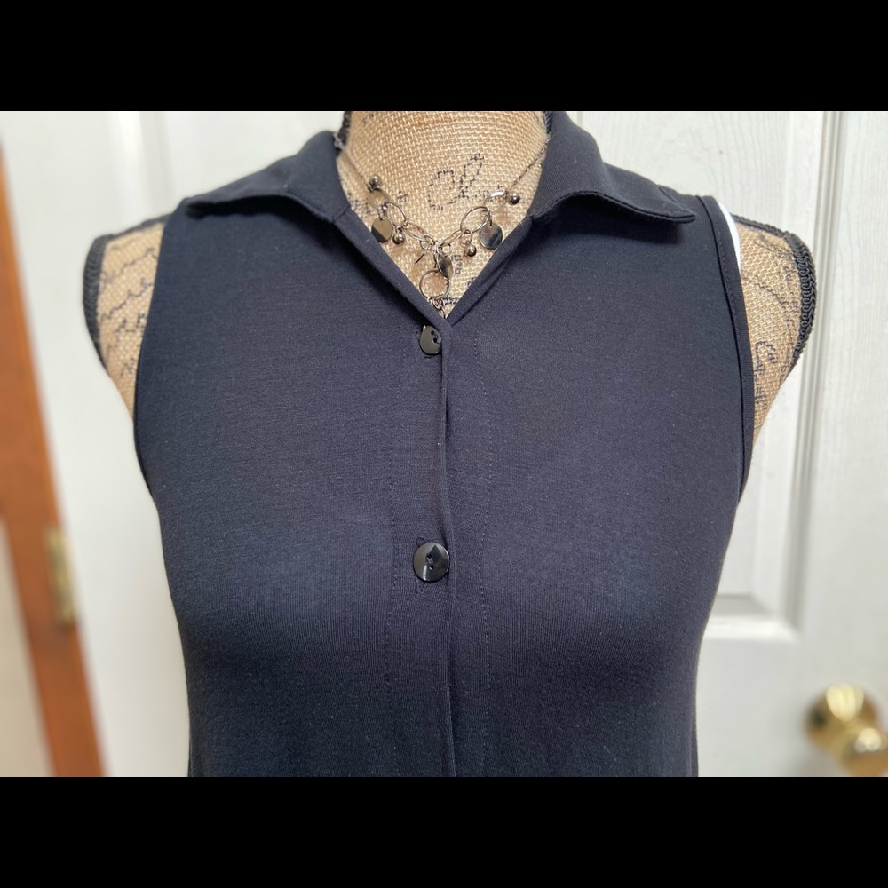 Blumin Black/White Star Patterned Button Down Sle… - image 8